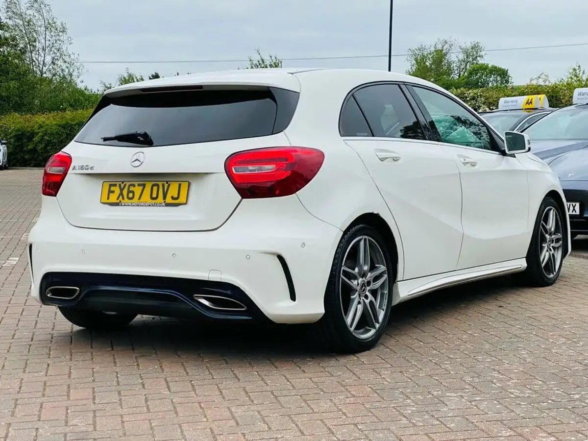 2017-mercedes-benz-a-class-15d-a180d-amg-line-executivess-big-7