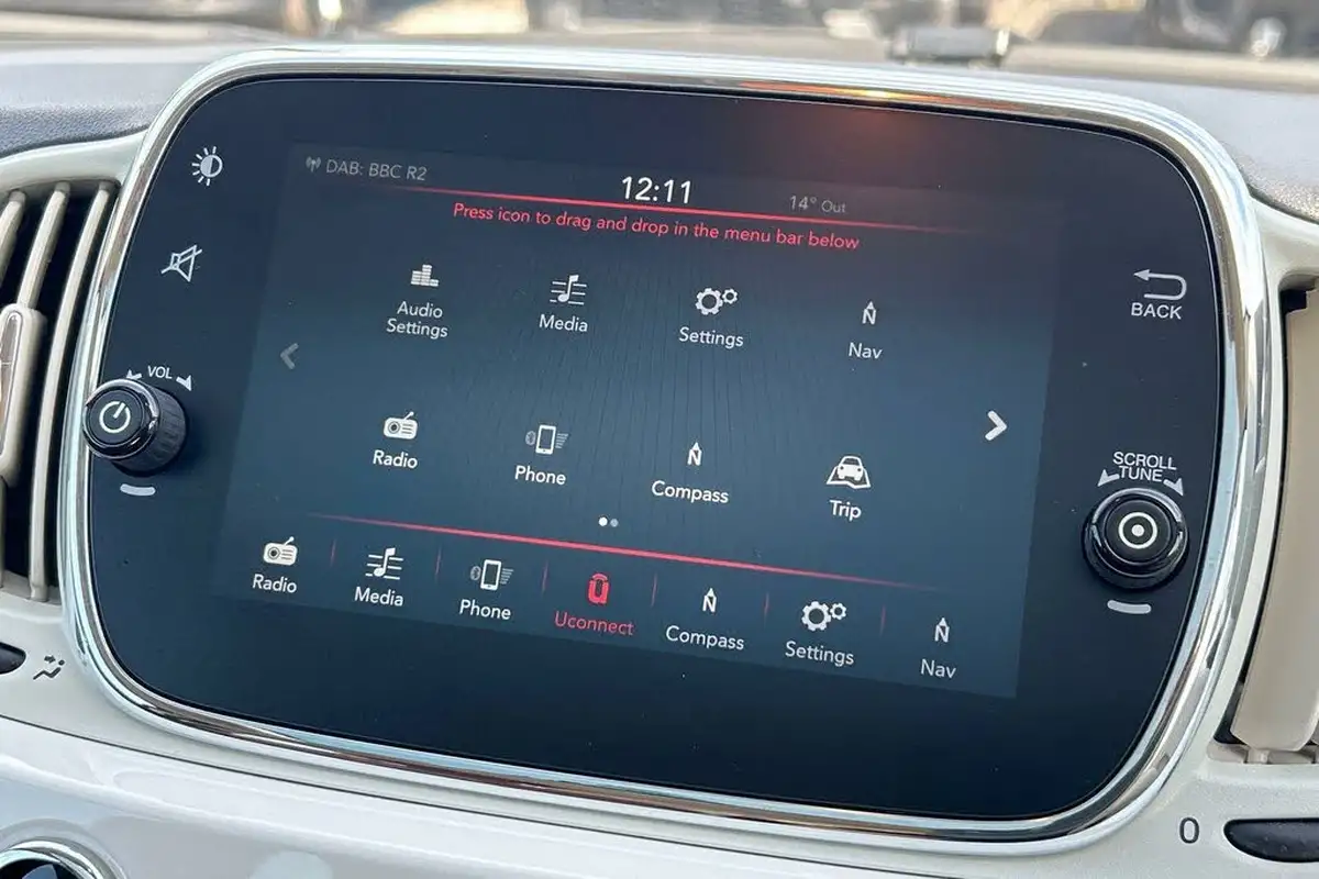 2017-fiat-500-12-lounge-big-10