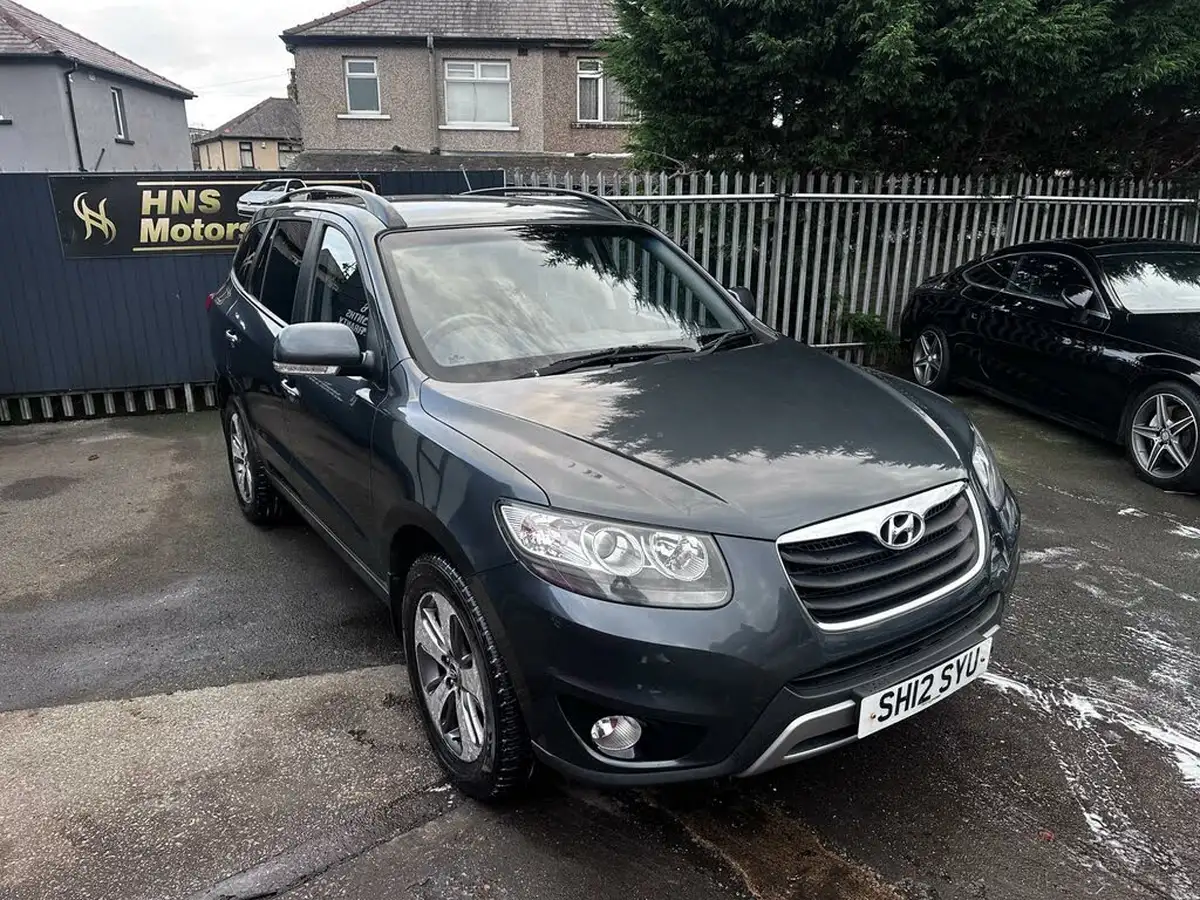 2012-hyundai-santa-fe-22td-premium-5st-big-3