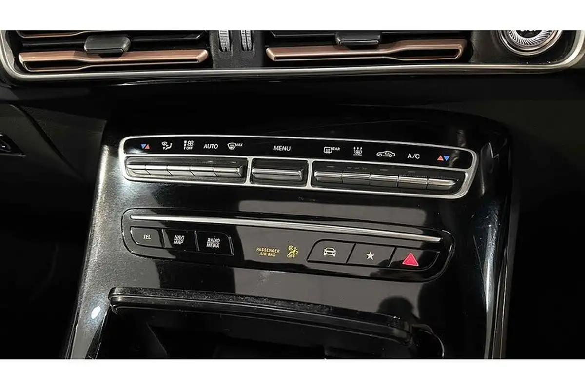 2022-mercedes-benz-eqc-e-eqc-400-amg-line-premium-plus-big-52