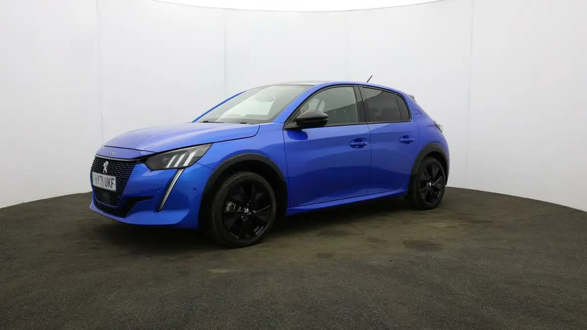 2021-peugeot-208-e-gt-premium-big-29