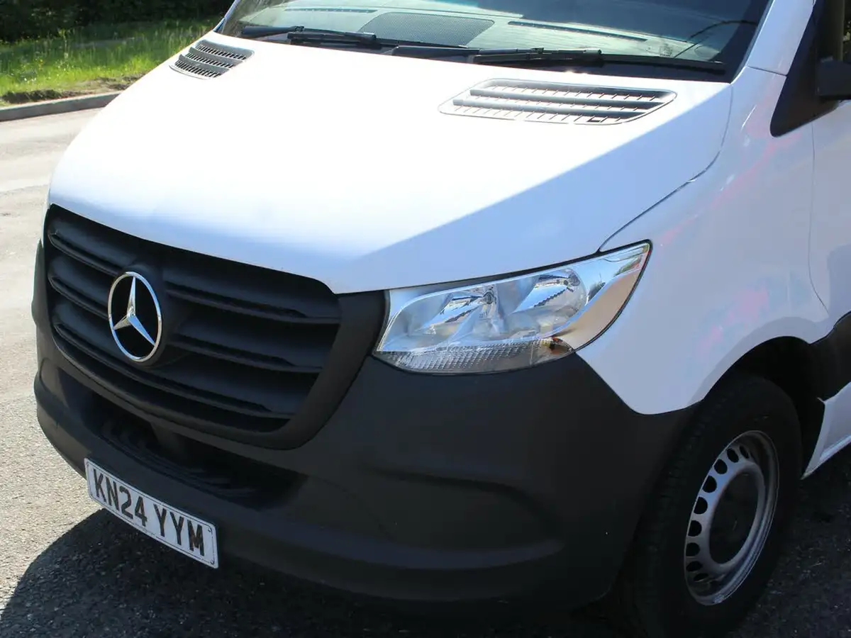 2024-mercedes-benz-sprinter-20cdi-315-l2h1-premium-big-14