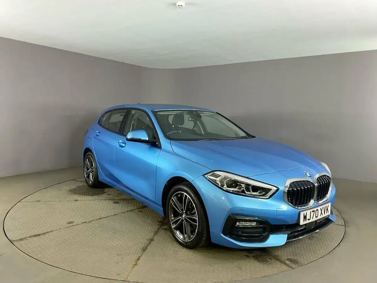 2020-bmw-1-series-20td-118d-sport-auto-big-1