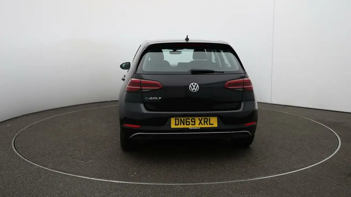 2019-volkswagen-golf-e-e-golf-big-59