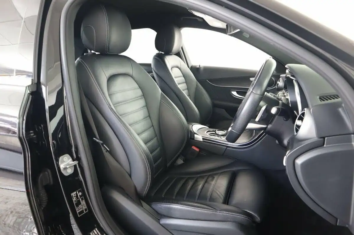2019-mercedes-benz-c-class-15-c200-amg-line-ss-saloon-4d-big-13