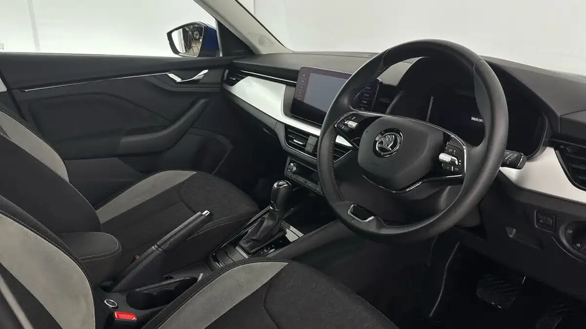 2021-skoda-kamiq-10-tsi-se-l-109ps-dsg-big-9