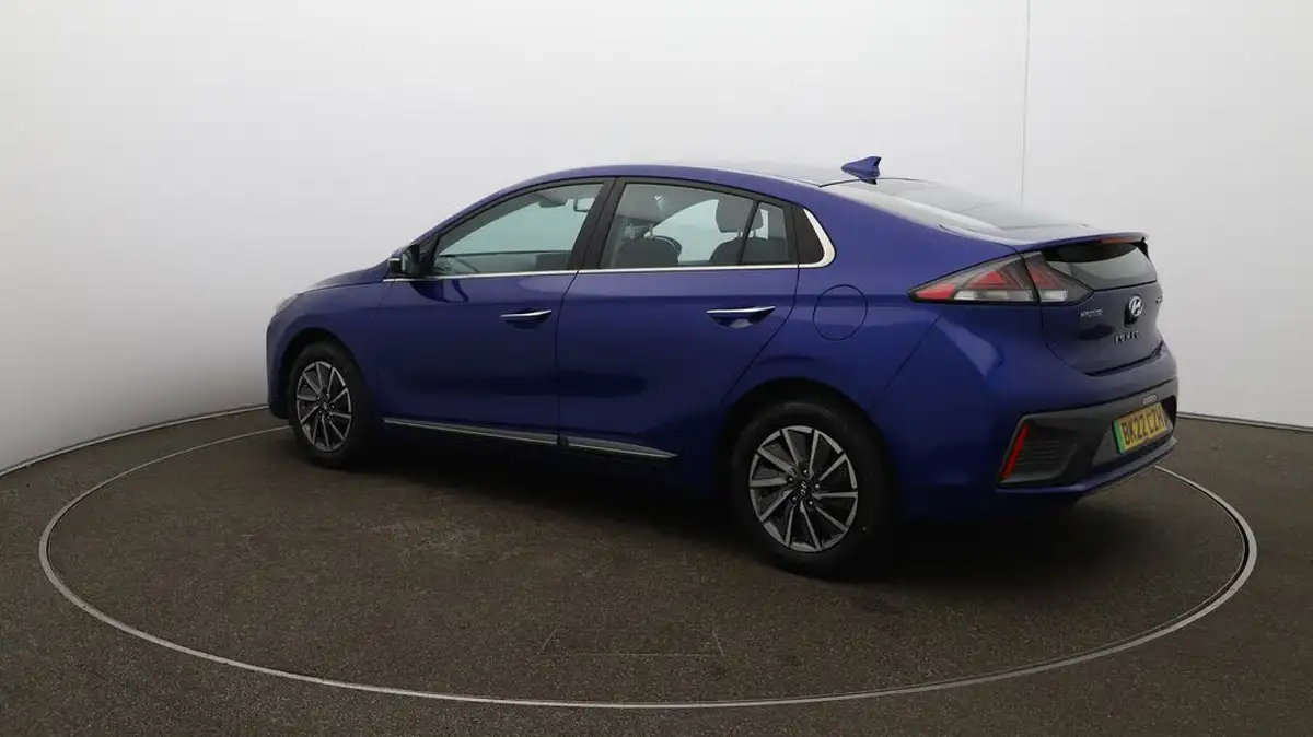 2022-hyundai-ioniq-e-premium-electric-big-33
