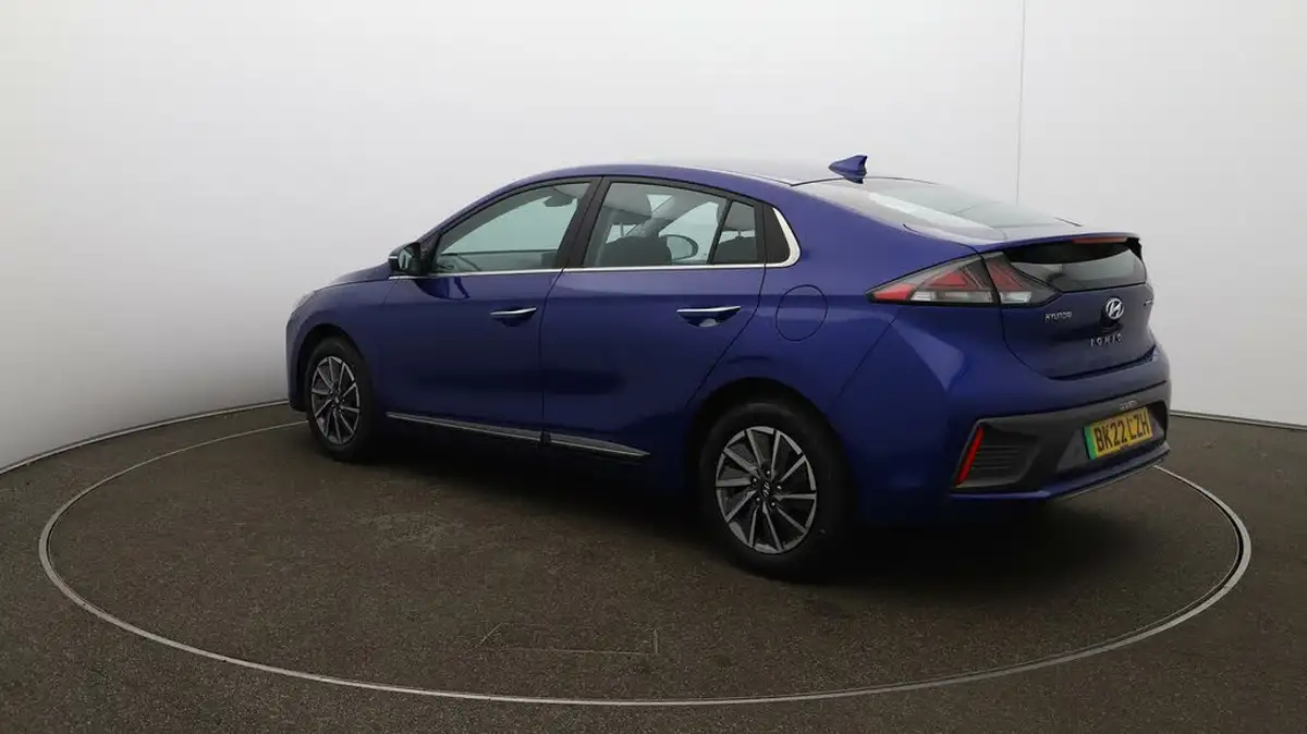 2022-hyundai-ioniq-e-premium-electric-big-5