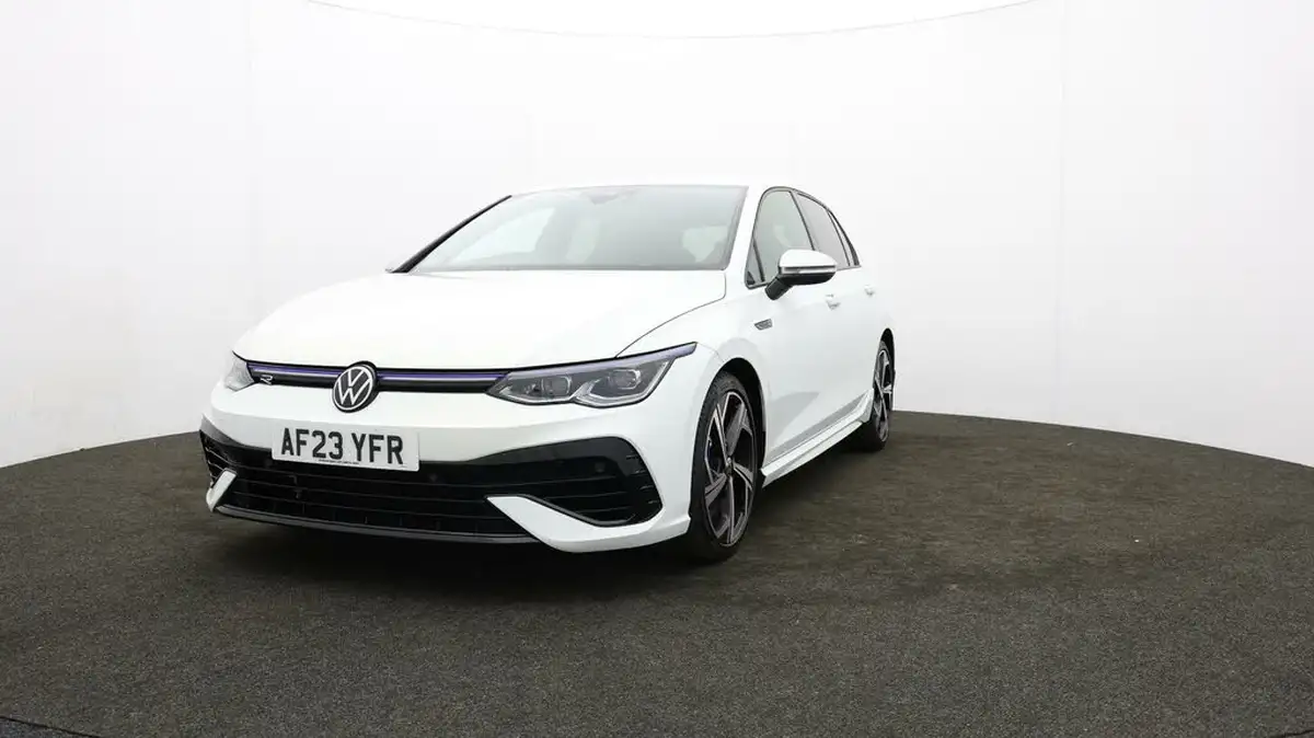 2023-volkswagen-golf-20-tsi-r-320ps-hatchback-big-56