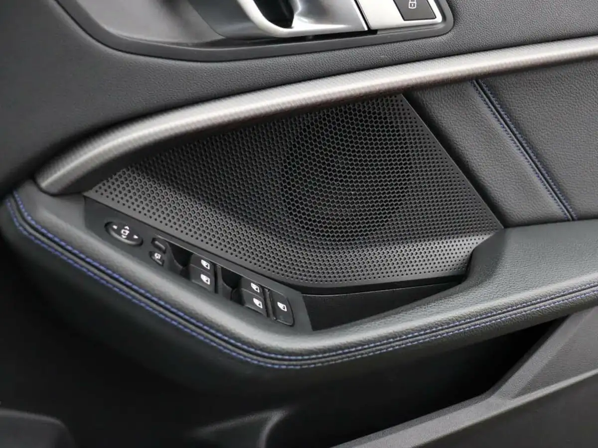 2022-bmw-1-series-15-118i-m-sport-lcp-big-43