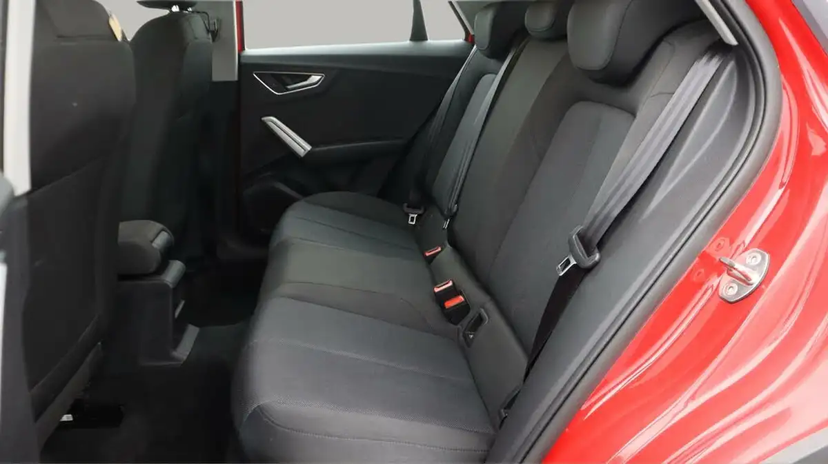 2021-audi-q2-10-30-tfsi-technik-big-16