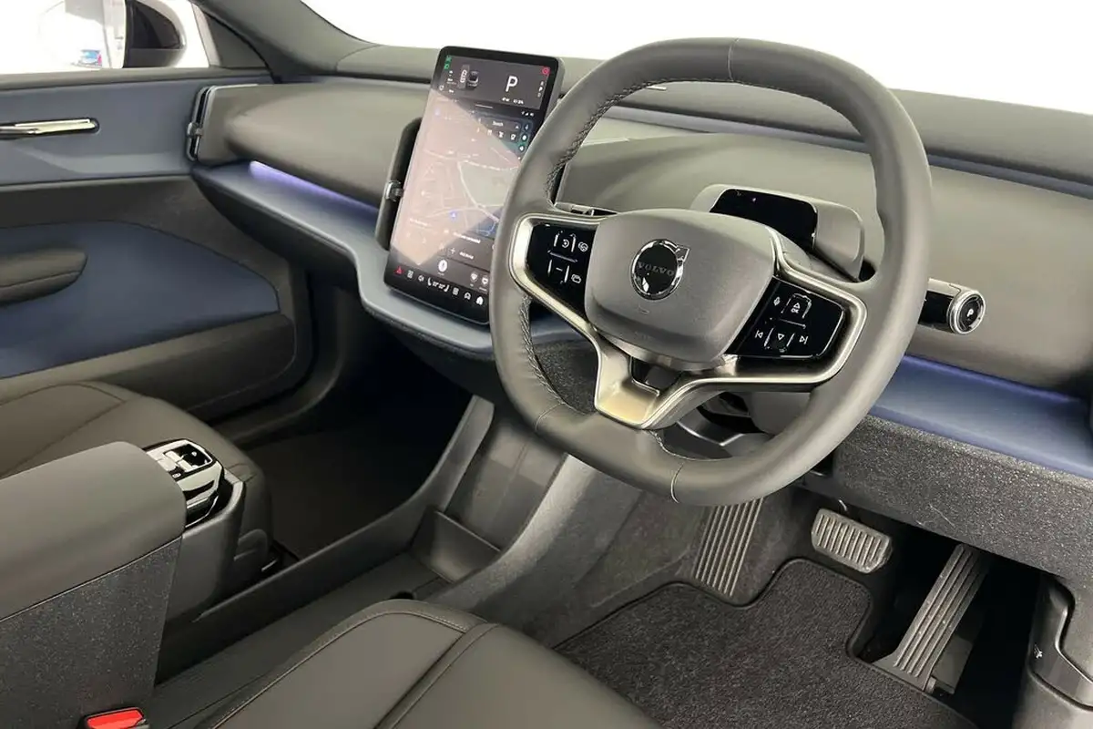 2024-volvo-ex30-e-single-motor-plus-extended-range-big-9