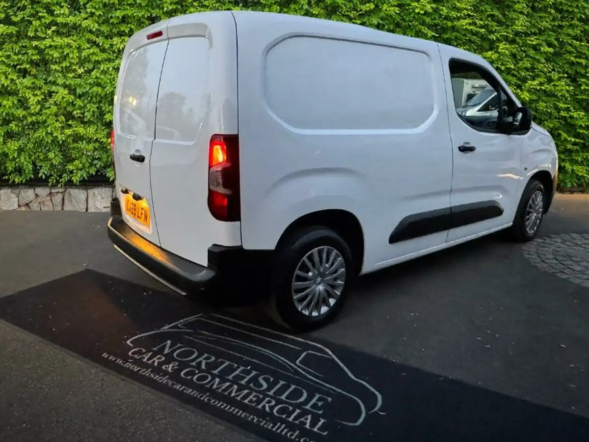 2020-citroen-berlingo-15bluehdi-650-enterprise-big-8