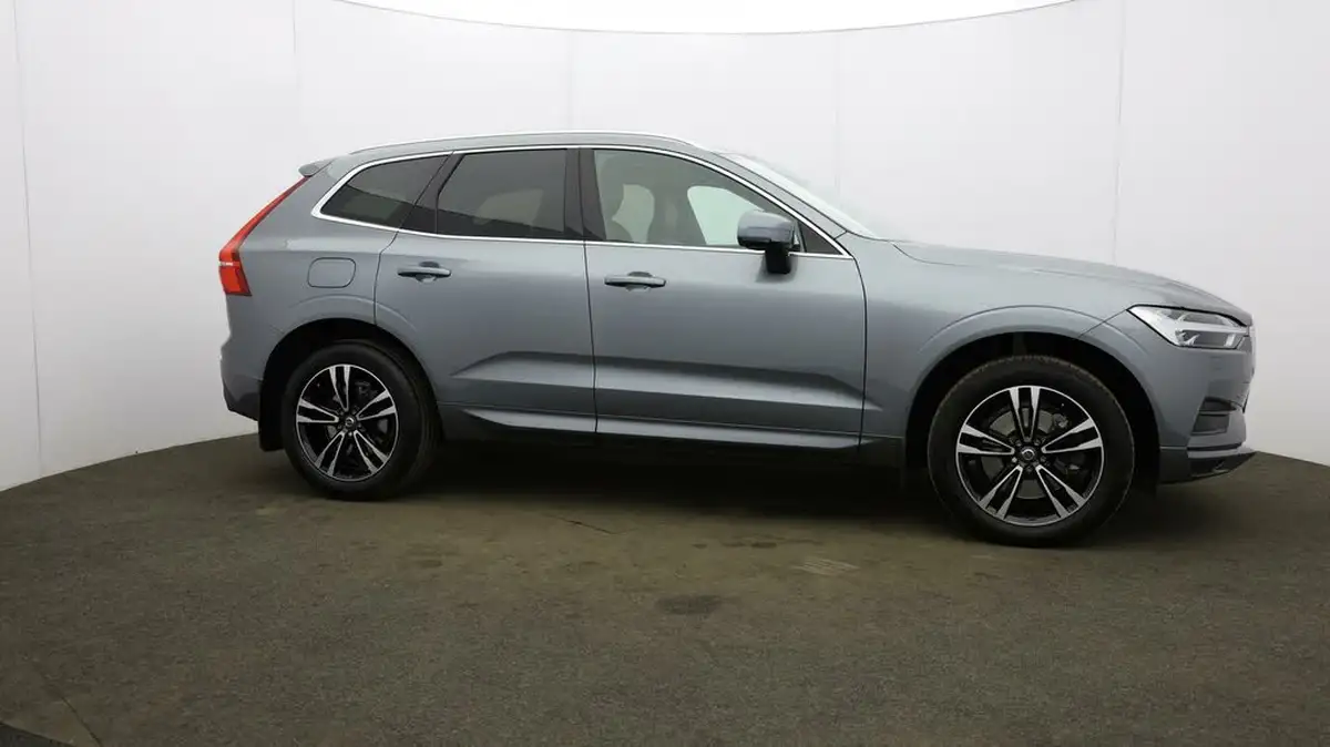 2019-volvo-xc60-20-t4-edition-big-51