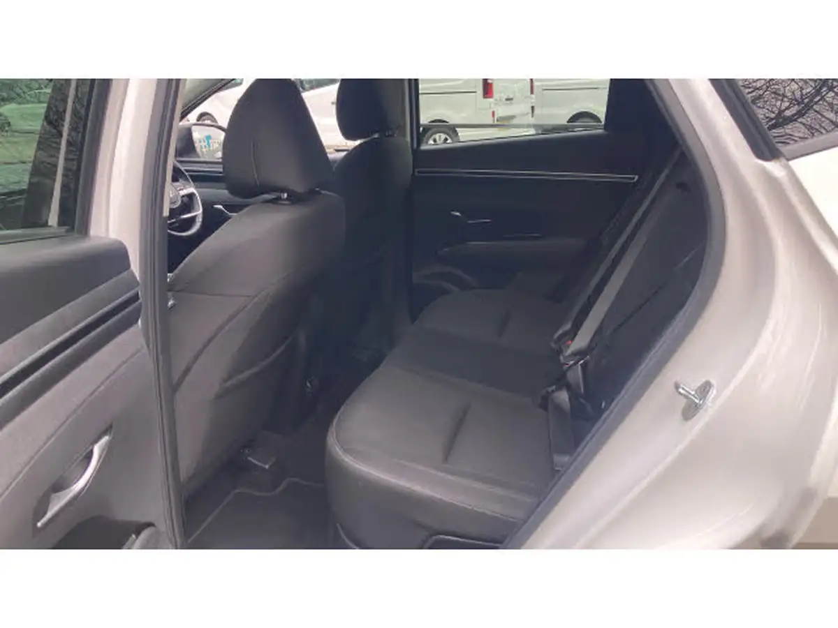 2023-hyundai-tucson-16-t-gdi-premium-230ps-hybrid-auto-big-15