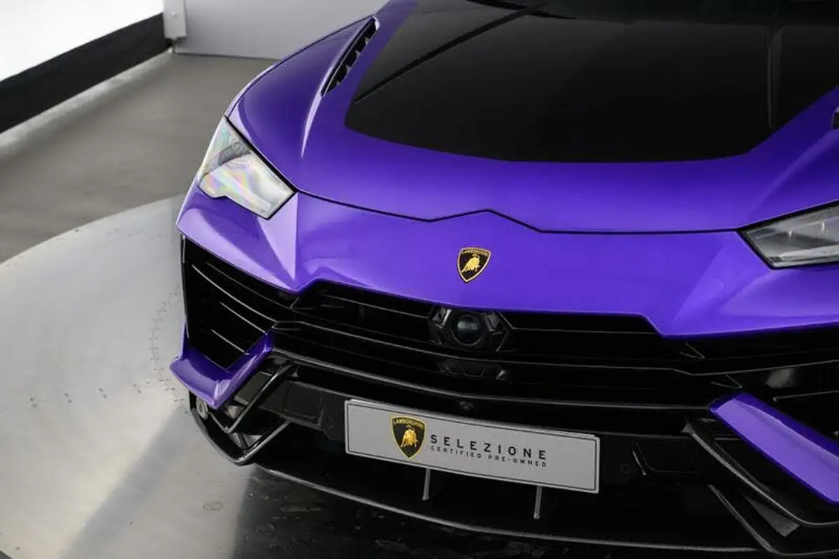 2024-lamborghini-urus-40-no-trim-big-19