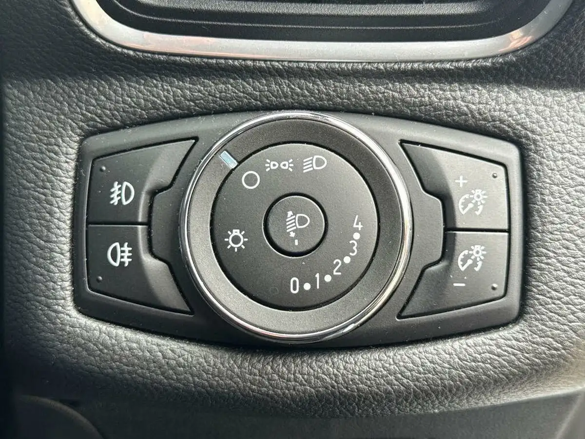 2015-ford-b-max-16-zetec-big-29