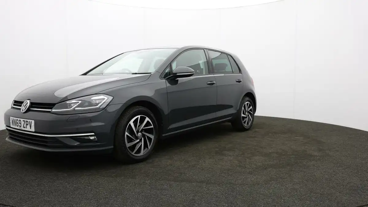 2019-volkswagen-golf-16tdi-match-edition-hatchback-big-58
