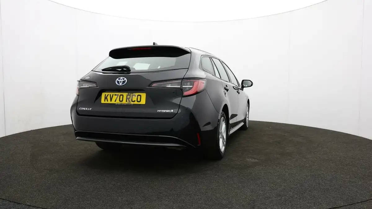 2020-toyota-corolla-18-vvt-i-icon-tech-spare-wheel-touring-sports-5d-big-79