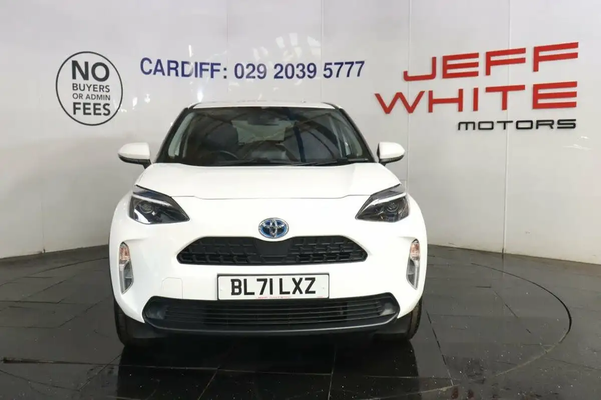 2022-toyota-yaris-cross-15-vvt-i-icon-big-6
