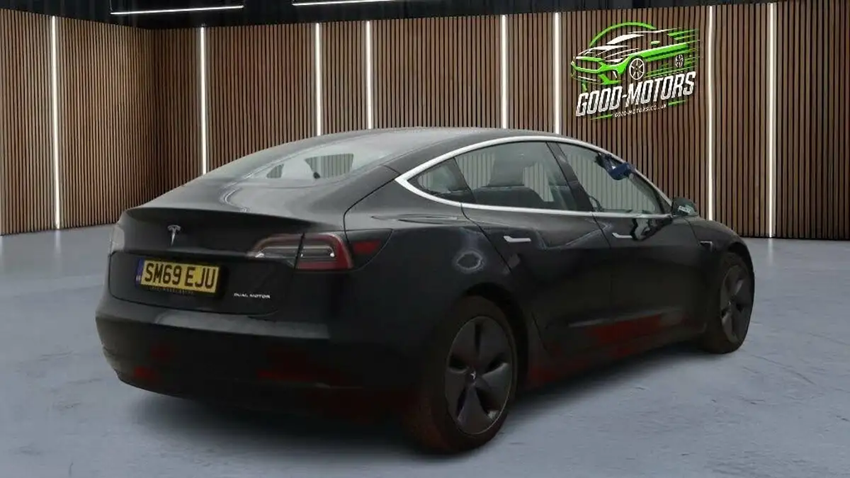 2020-tesla-model-3-e-long-range-big-4