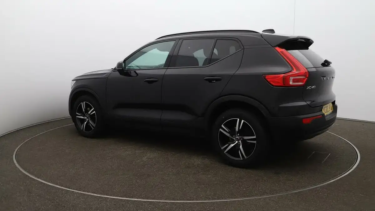 2022-volvo-xc40-15-t3-r-design-auto-big-34