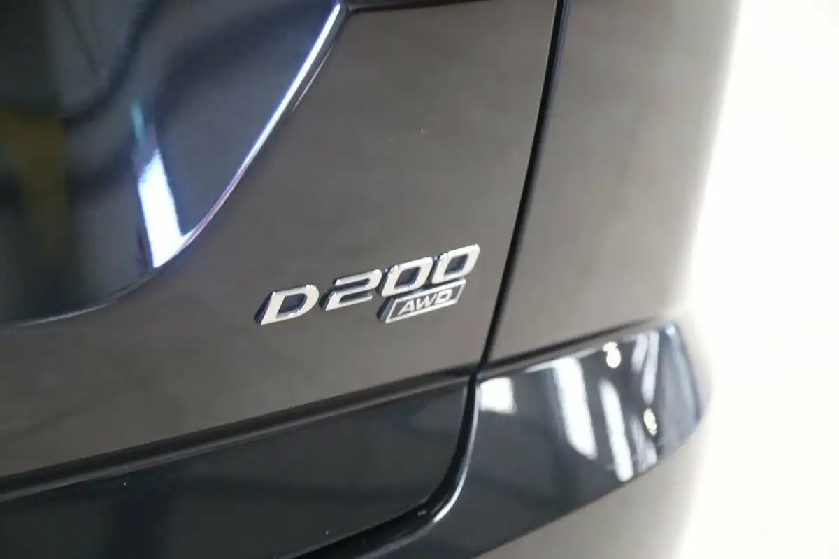 2021-jaguar-e-pace-20-d200-r-dynamic-se-big-34