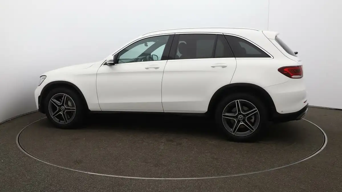 2019-mercedes-benz-glc-class-20d-glc220d-amg-line-station-wagon-5d-4matic-plus-big-55