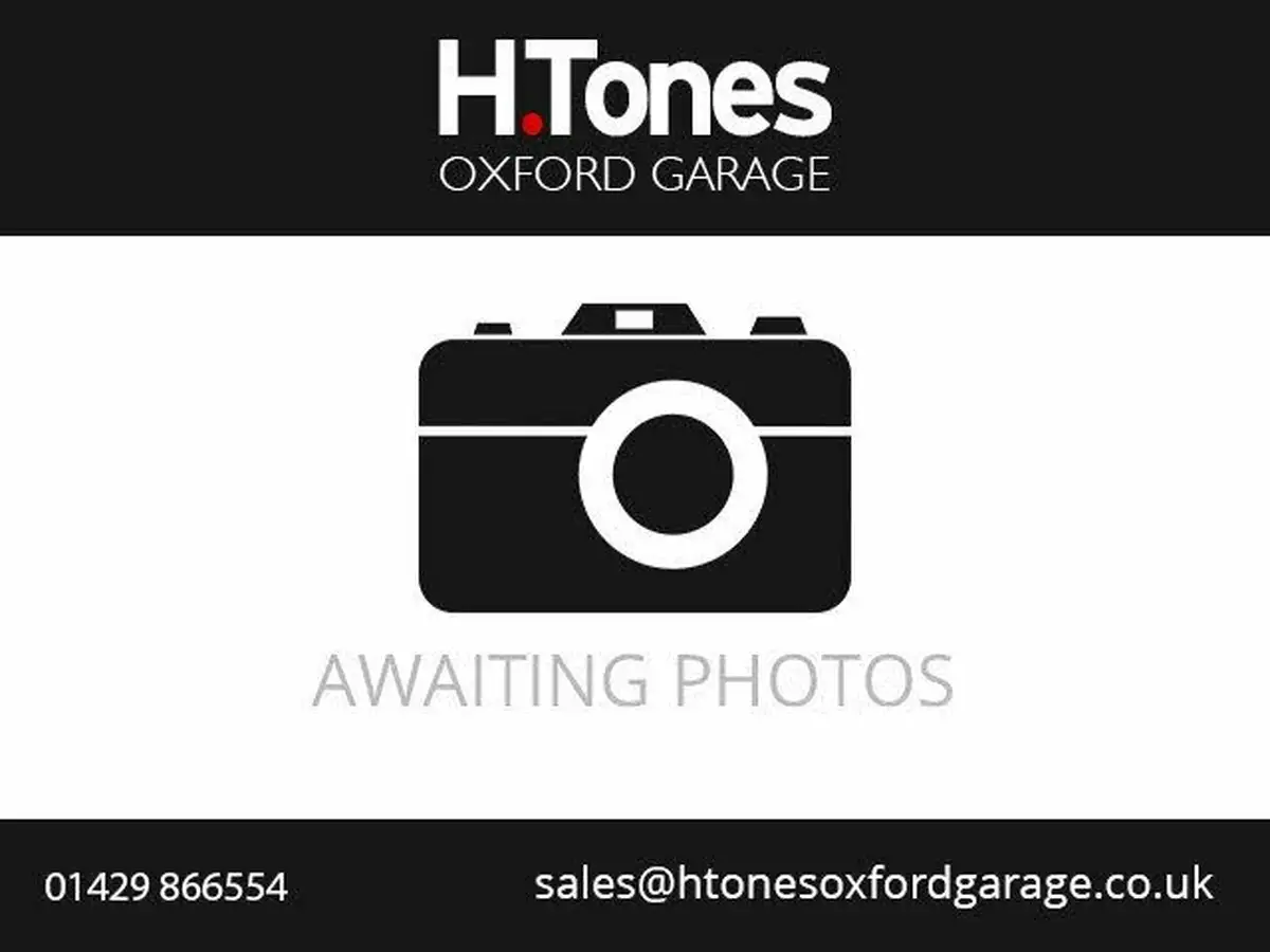 2017-volvo-v40-20td-d4-r-design-pro-geartronic-big-0