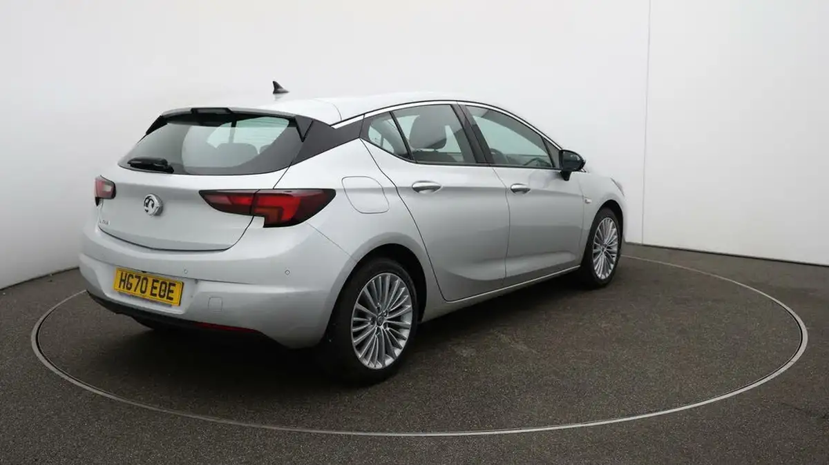 2020-vauxhall-astra-12-turbo-elite-nav-premium-big-52