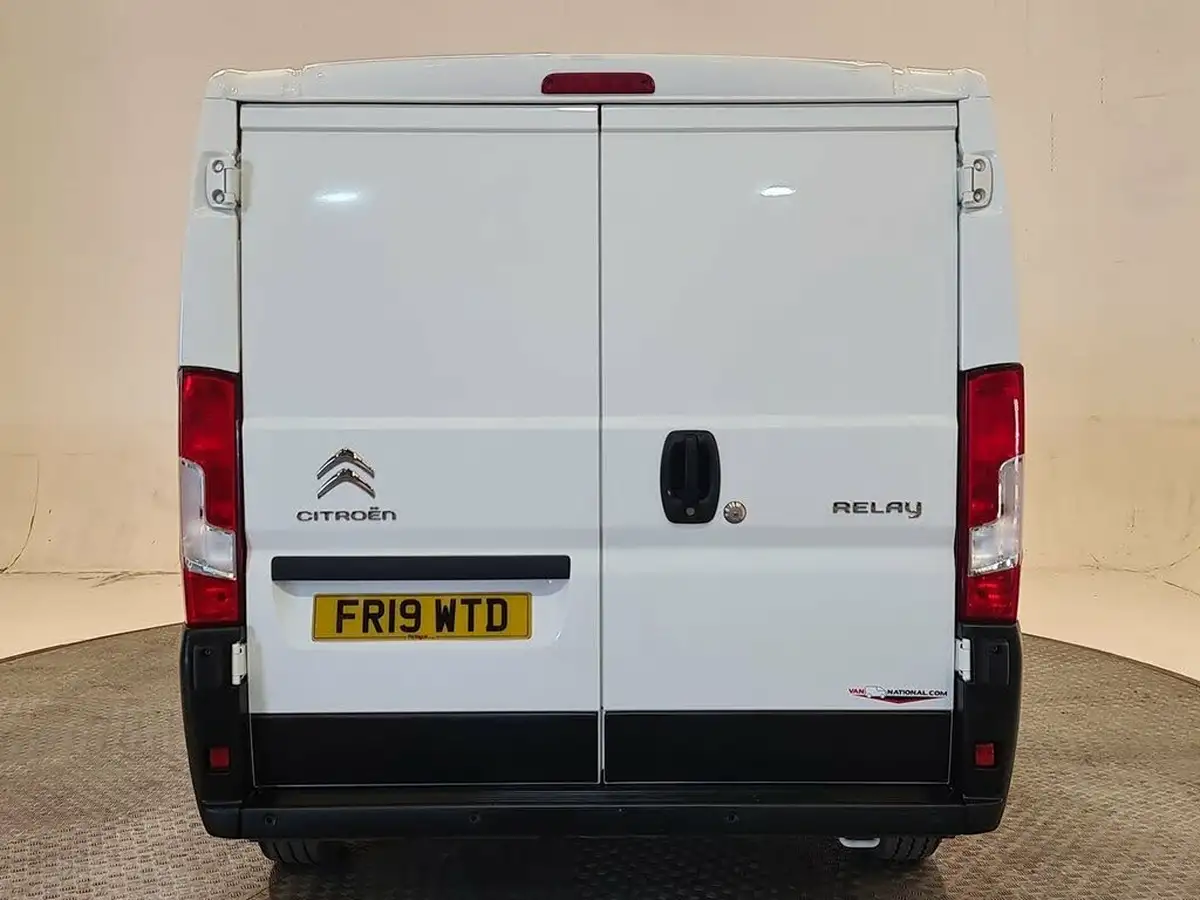 2019-citroen-relay-20bluehdi-35-l2h1-enterprise-big-17