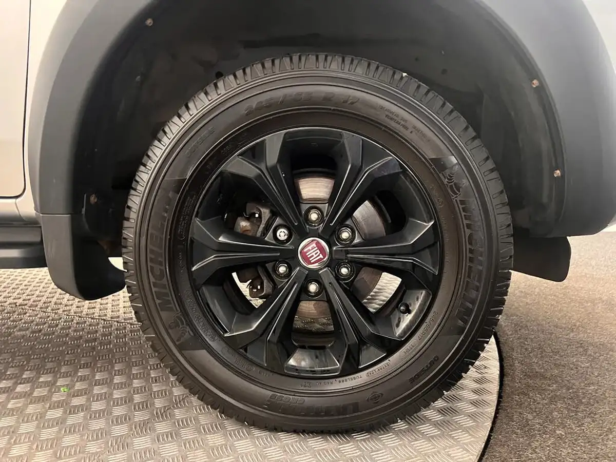 2018-fiat-fullback-24td-cross-auto-big-6