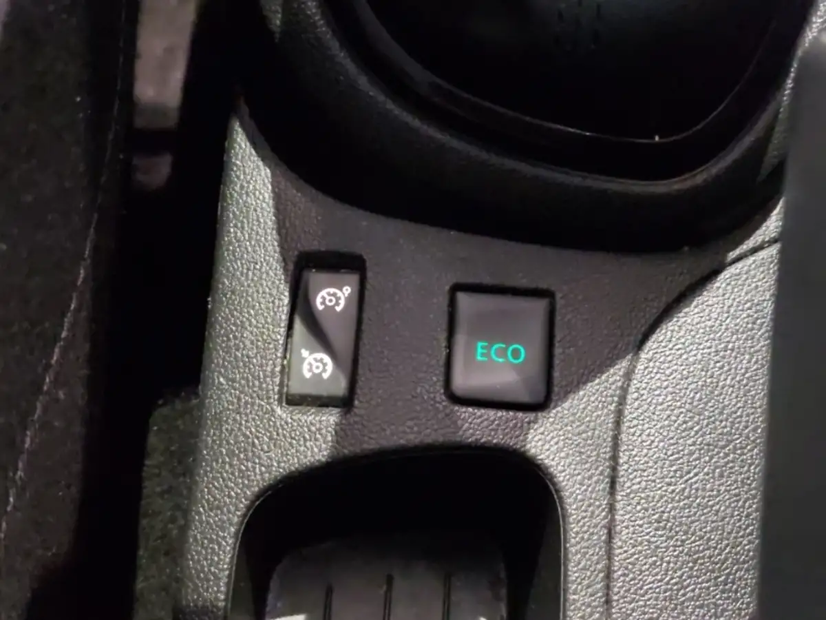 2021-cupra-formentor-14-e-hybrid-v1-big-15