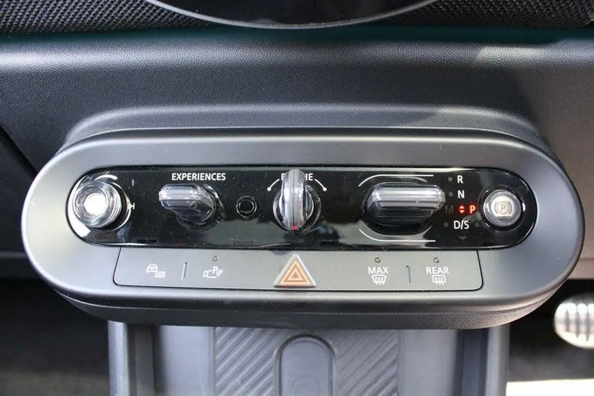2025-mini-cooper-20-john-cooper-works-hatchback-3d-auto-big-26