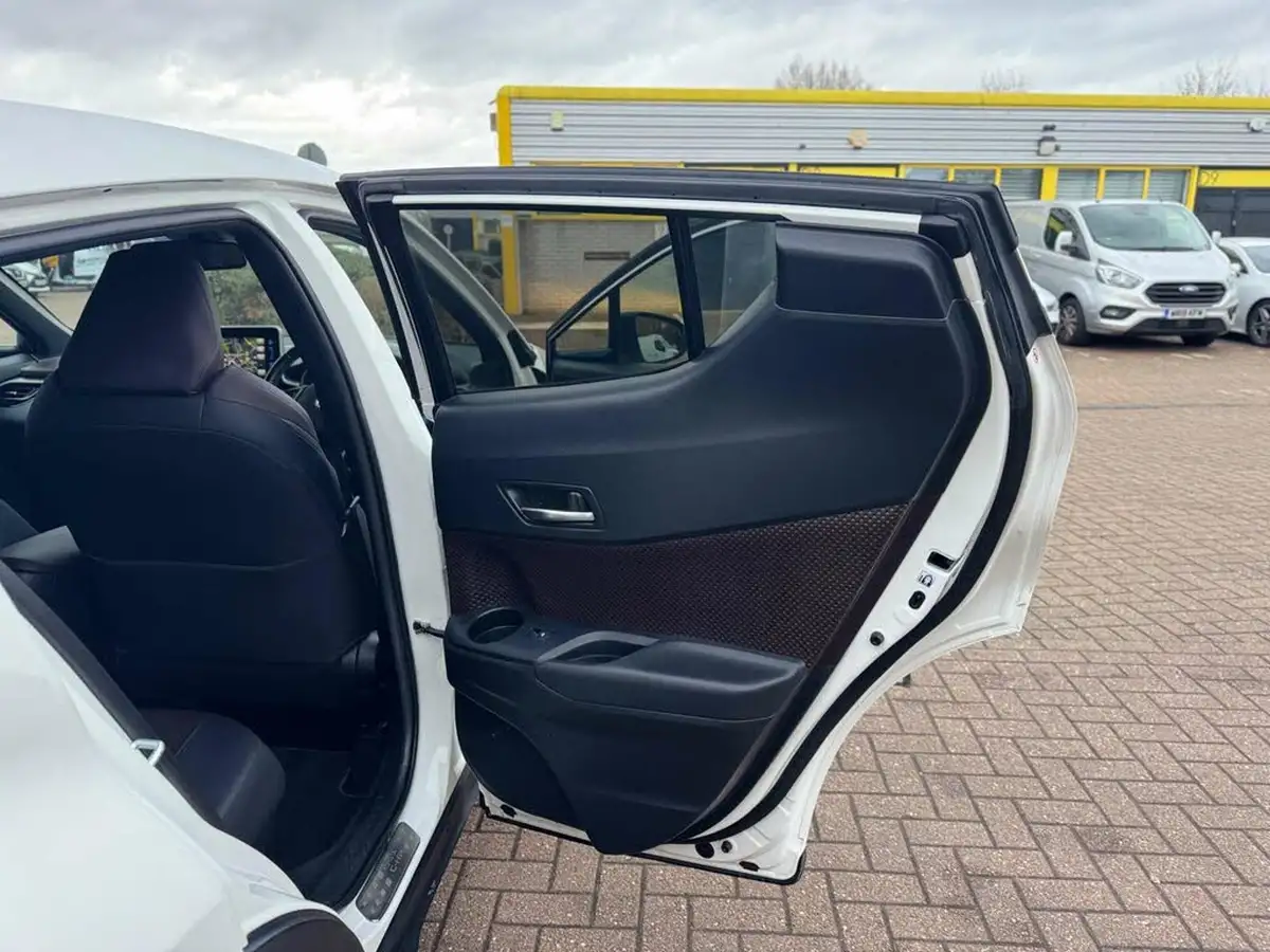 2017-toyota-c-hr-18-vvt-i-excel-big-34