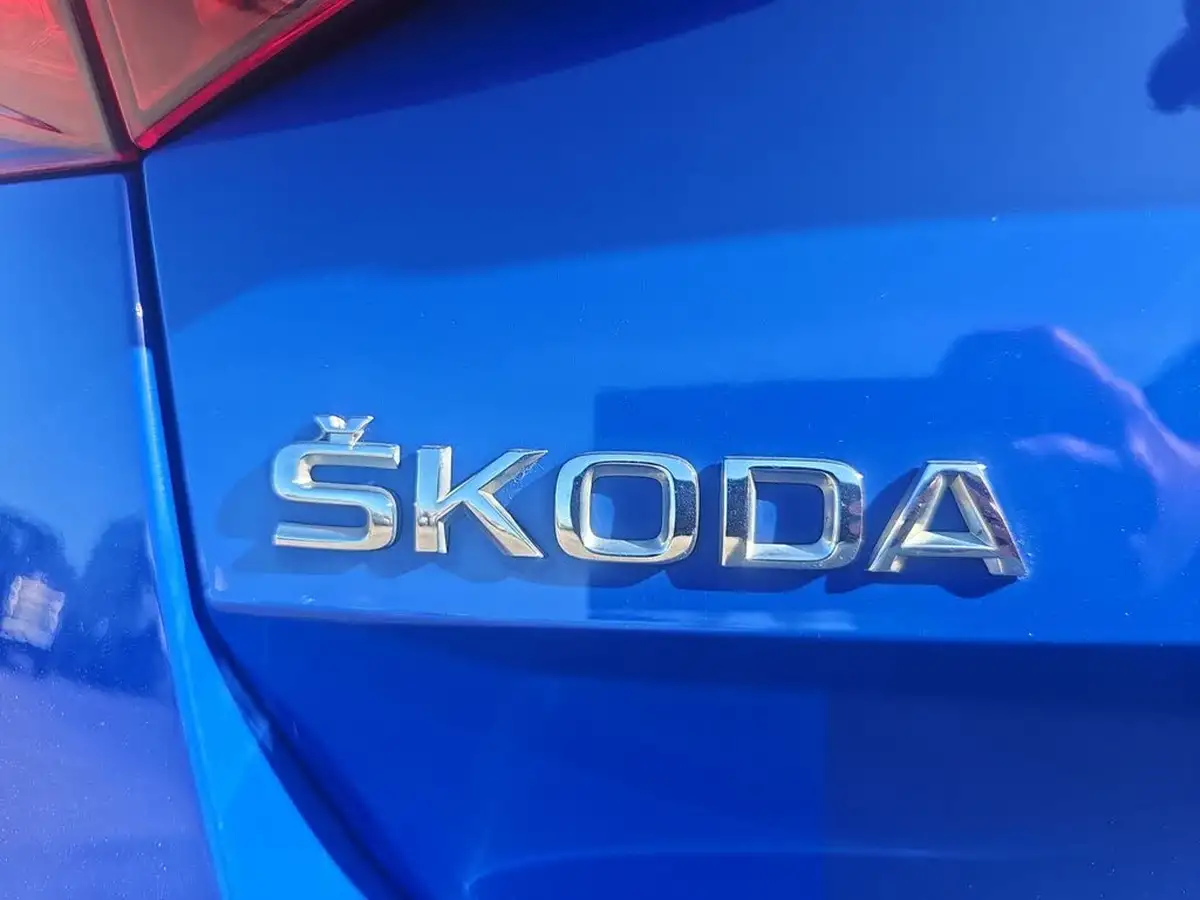 2018-skoda-superb-20tdi-scr-se-l-executive-150ps-estate-big-24