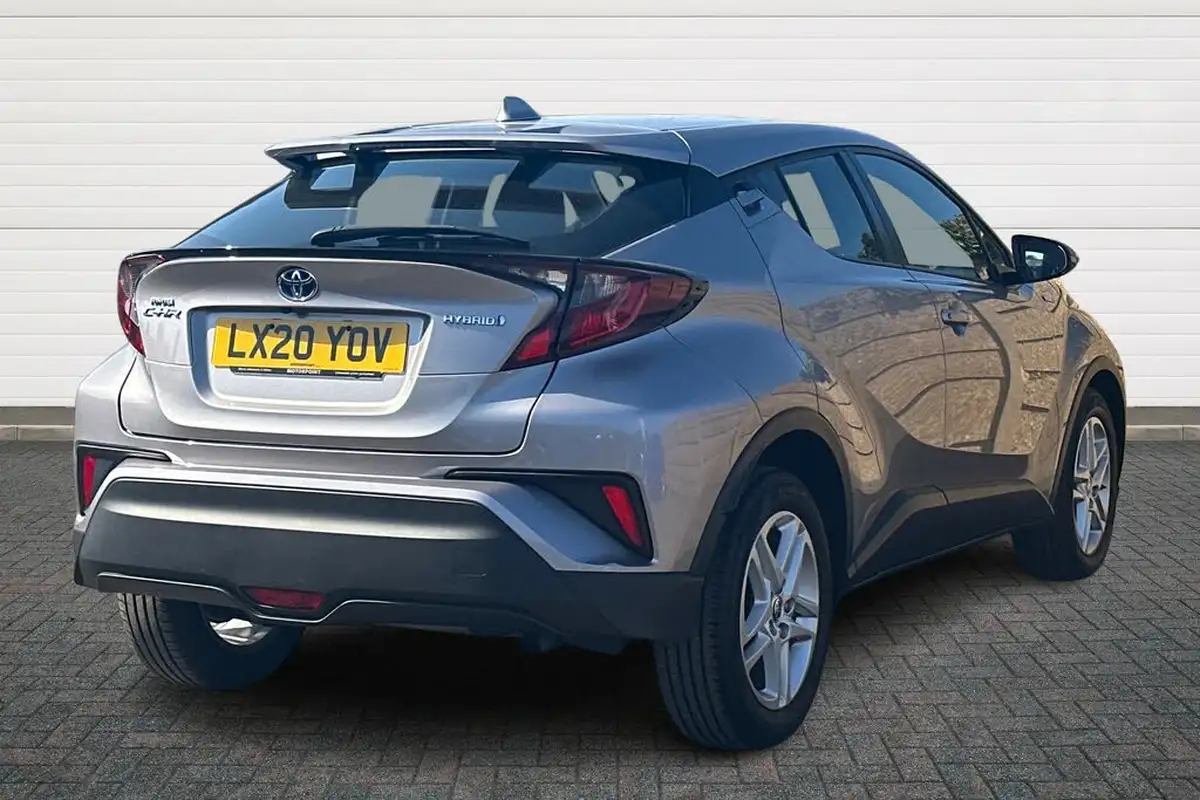2020-toyota-c-hr-18-vvt-i-icon-parking-pack-big-12