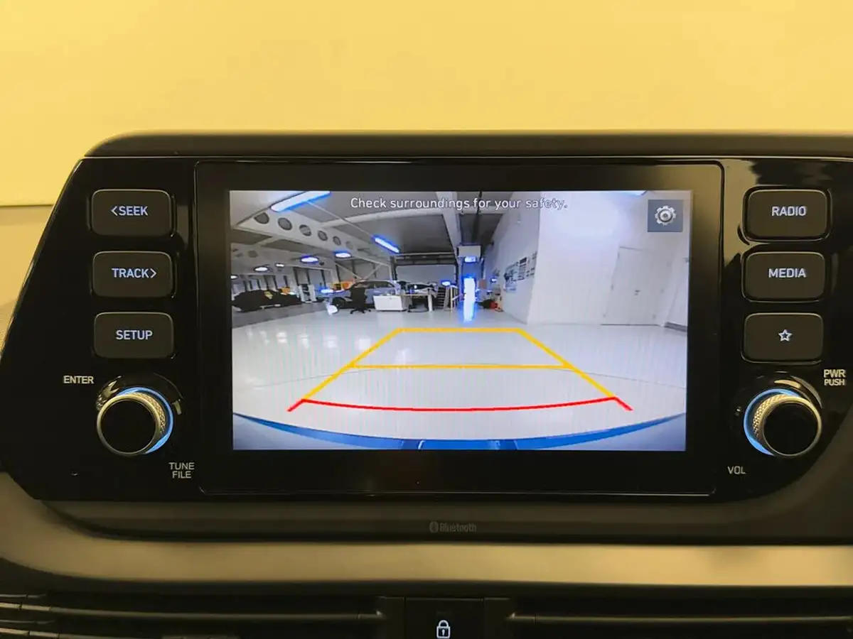 2022-hyundai-i20-10-t-gdi-se-connect-eclutch-imt-big-26