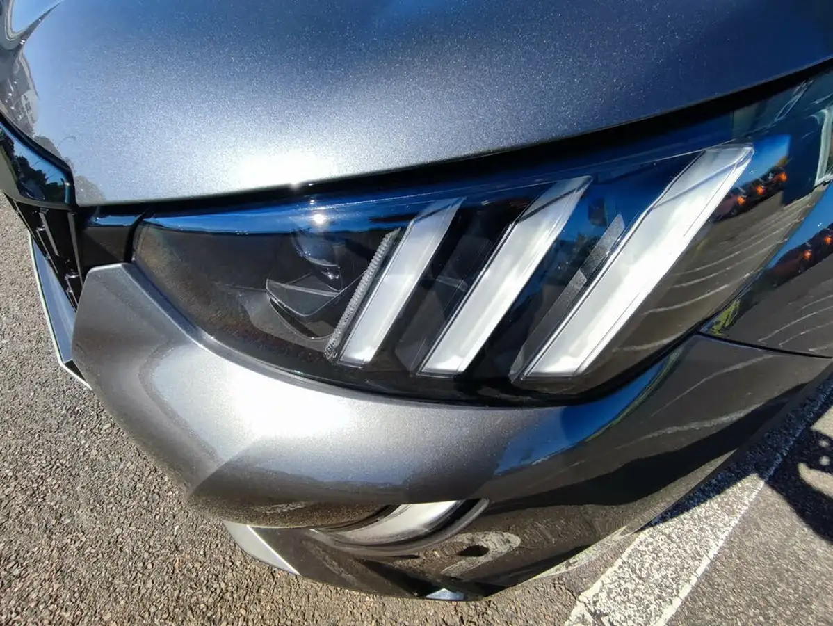 2020-peugeot-2008-suv-12-puretech-gt-line-big-11
