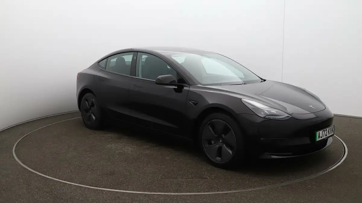 2022-tesla-model-3-e-long-range-big-43
