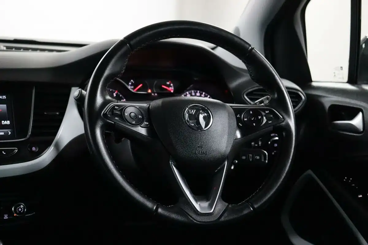 2020-vauxhall-crossland-x-12-griffin-110ps-big-42
