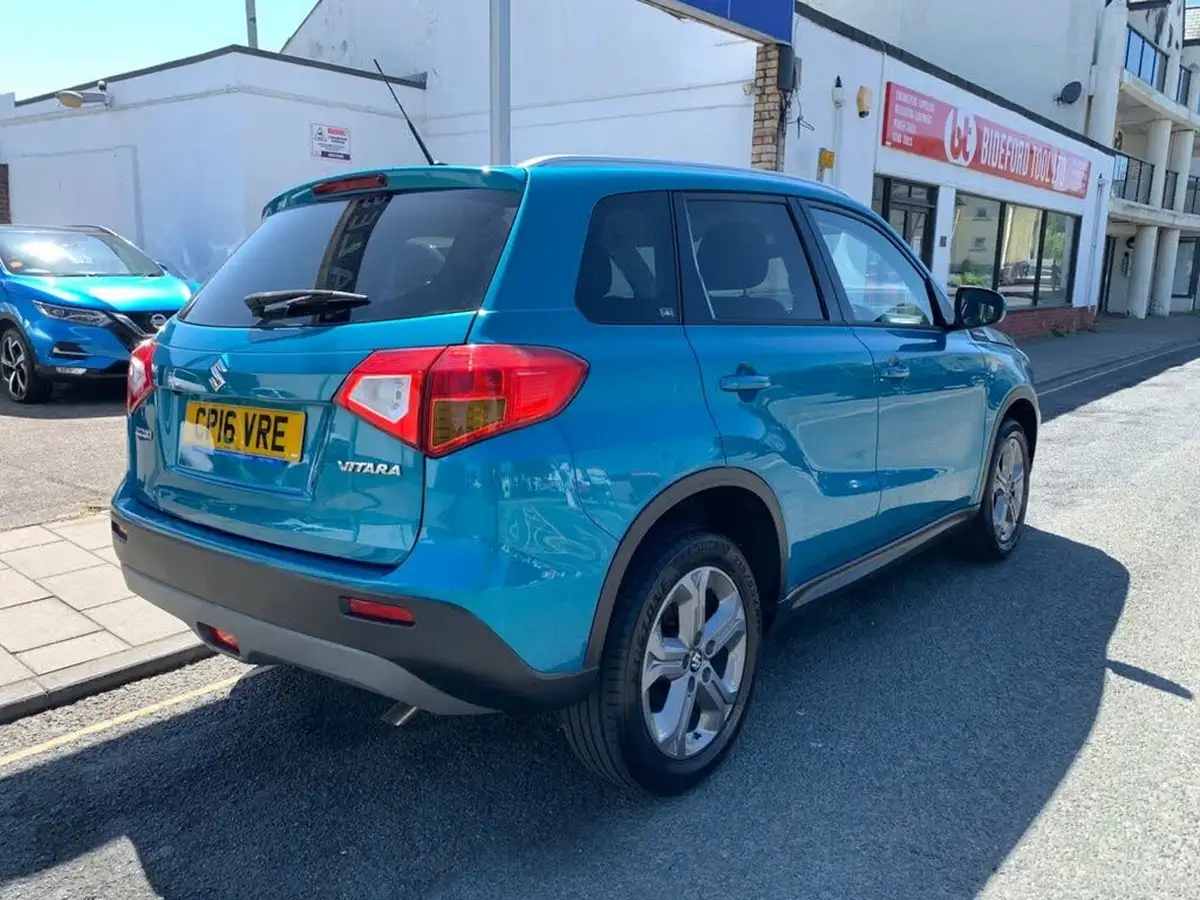 2016-suzuki-vitara-16-sz-t-big-5