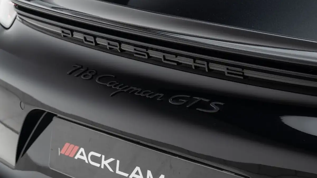 2022-porsche-cayman-718-40-cayman-gts-40-big-12