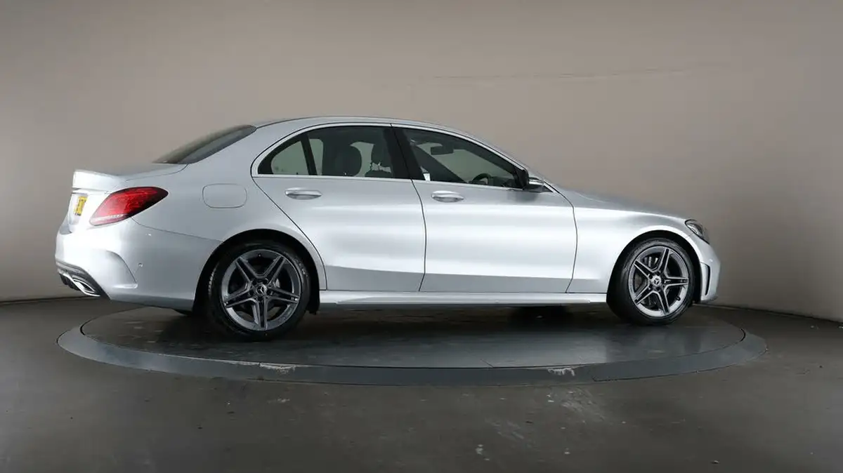 2019-mercedes-benz-c-class-20d-c300d-amg-line-245ps-ss-saloon-4d-big-62