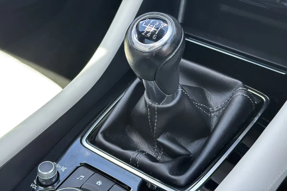 2019-mazda-mazda6-22td-skyactiv-d-gt-sport-nav-saloon-4d-big-12