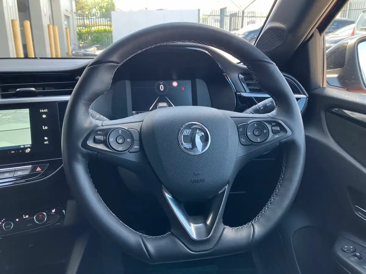 2022-vauxhall-corsa-12-turbo-ultimate-100ps-big-18