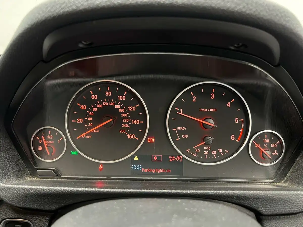 2012-bmw-3-series-20td-316d-es-116bhp-touring-5d-big-19