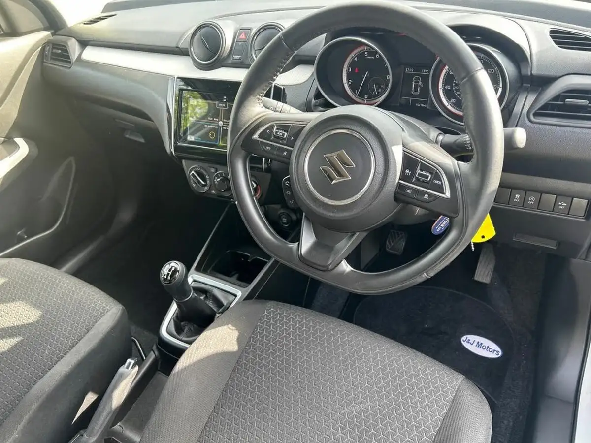 2022-suzuki-swift-12-dualjet-sz-l-big-8