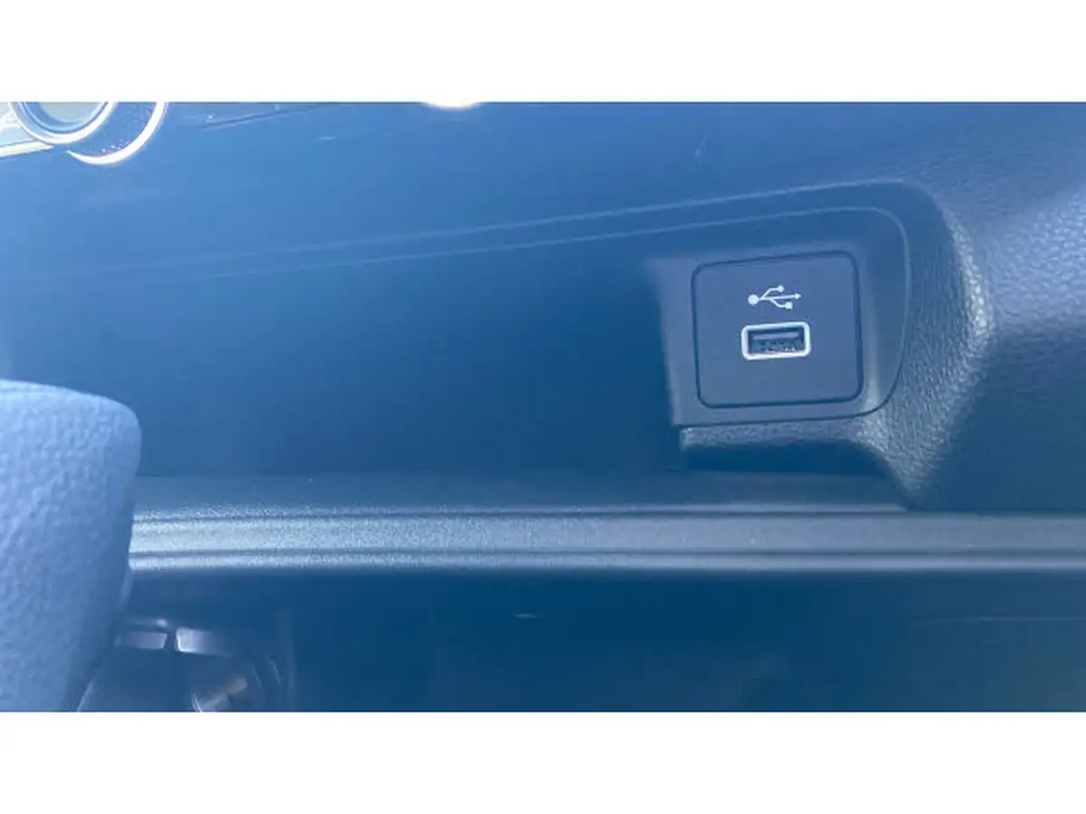 2022-honda-hr-v-15-i-mmd-elegance-big-25