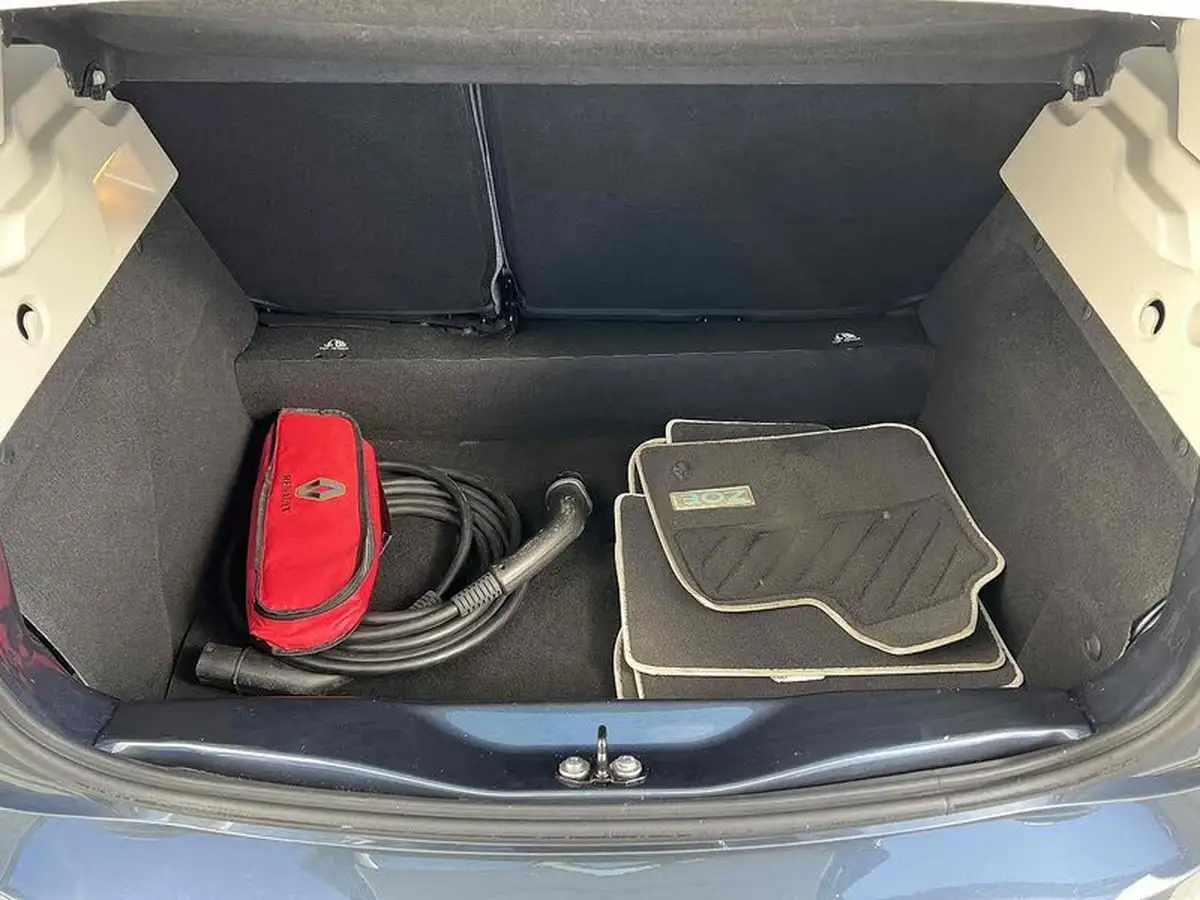 2020-renault-zoe-e-i-iconic-135ps-r135ze50-big-13